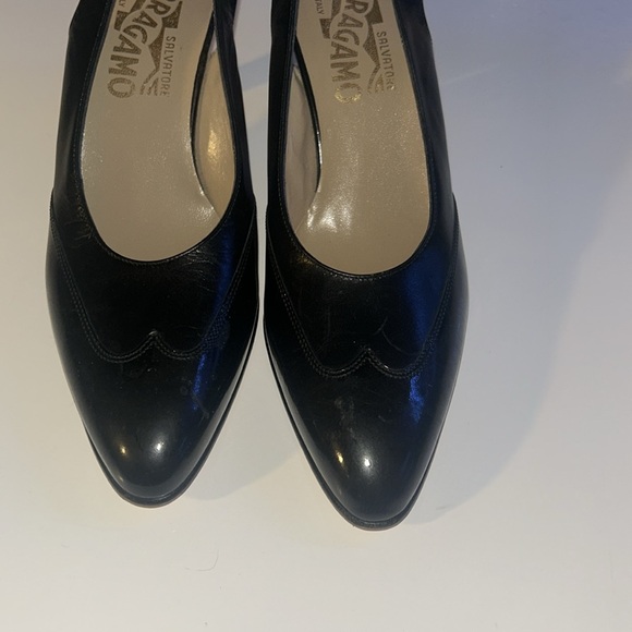 FERRAGAMO SIZE 7 KITTEN HEEL SLING BACKS - Picture 2 of 6